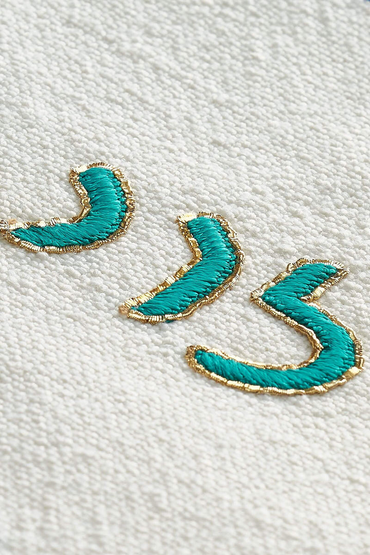 Atoof Collection LeviSet DetailFront